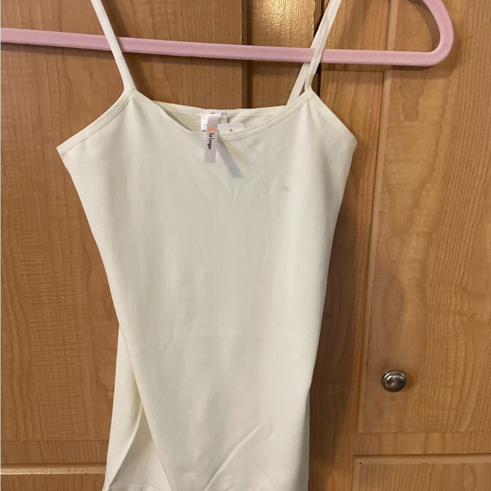 White tank one size